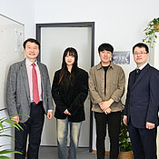 Prof. Dr. Yong-Hoon Cho (left) and Dr. Jeongwon Lee (right) with Youjin Lee and Jaewon Kim, the first exchange researchers from Korea who joint the Chair of Applied Physics within the new project.