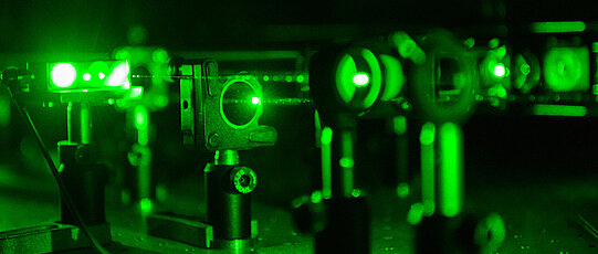 Green laser setup